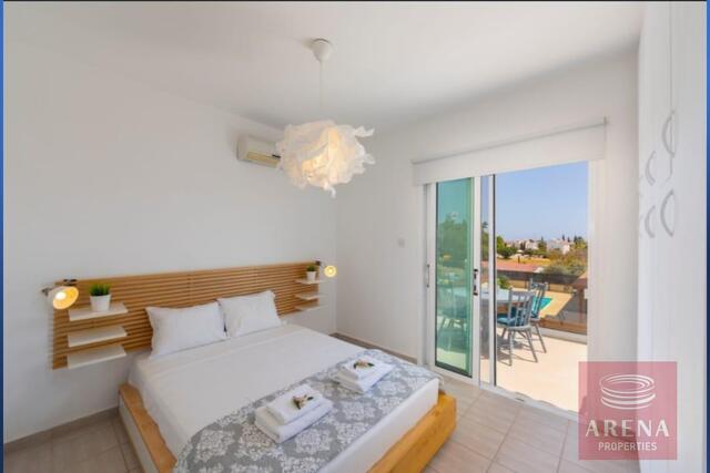 detachedHouse-24-4-BED-VILLA-AYIA-THEKLA-5190.jpg