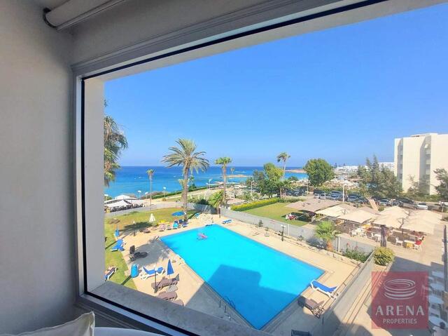 Luxury 2-Bed Apartment for Sale in Protaras – photo 5