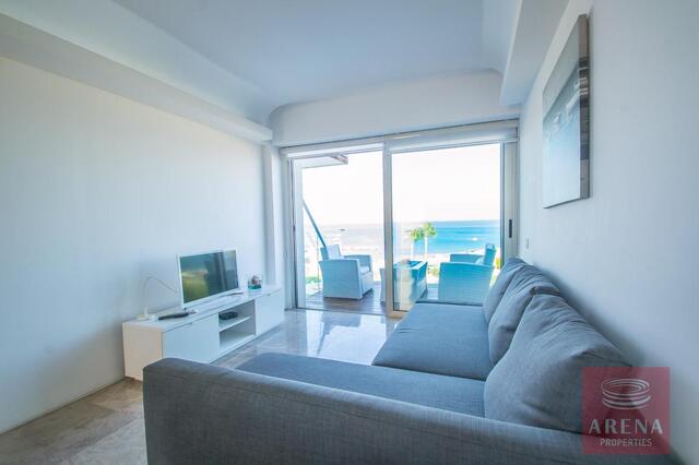 Beachfront Apartment in Protaras – photo 25