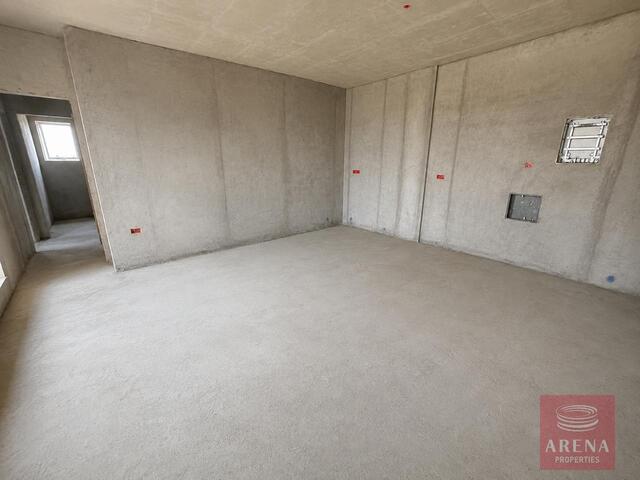 Spacious 2-Bedroom Apartment for Sale in Derynia – photo 5