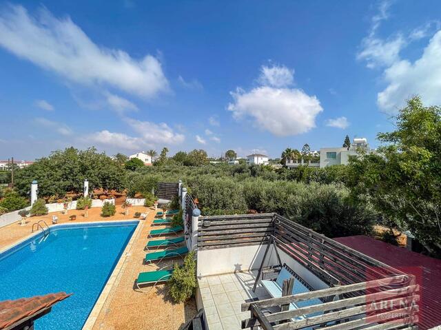 Luxury 6 Bed-Villa For Sale In Ayia Napa – photo 15