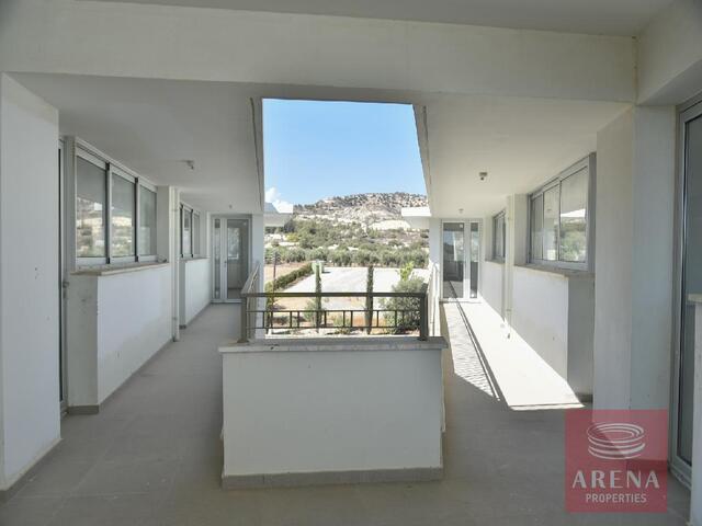 realEstateForBusiness-69a86c44bcd19.jpg