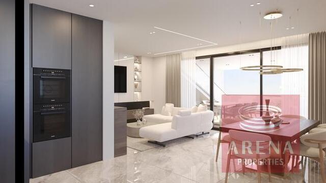 penthouse-698d91b1d0313-1.jpg