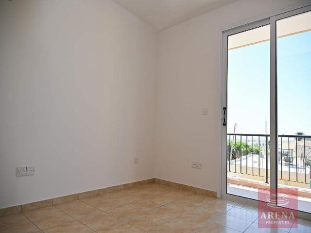 Modern 3-Bedroom House In Oroklini – photo 7