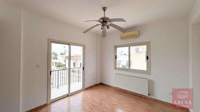 3 Bedroom Semi-Detached Villa in Aradippou – photo 17