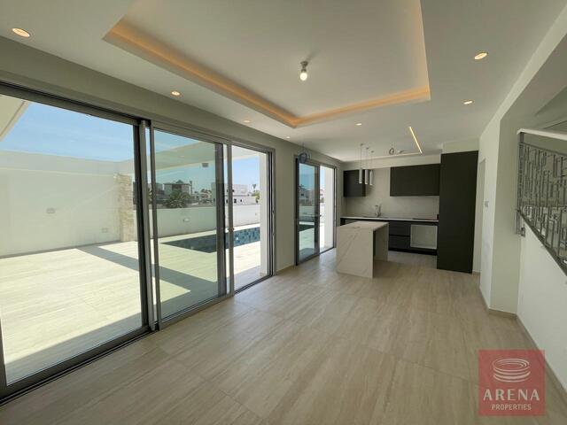New Villas in Dekelia Area – photo 9