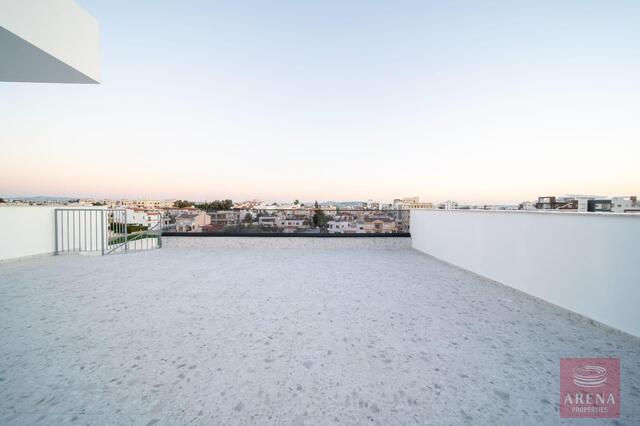 apartment-1-2-BED-PENTHOUSE-LARNACA-10425-9.jpg