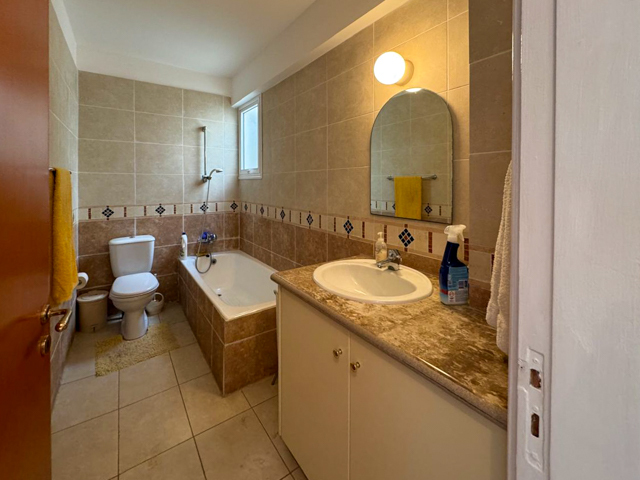 apartment-19-4-BED-APT-DERYNIA-9351.jpg