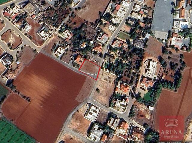 land-69f99bba62f49-2.jpg