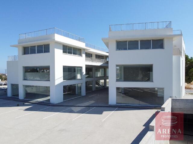 realEstateForBusiness-69a86c441be38.jpg