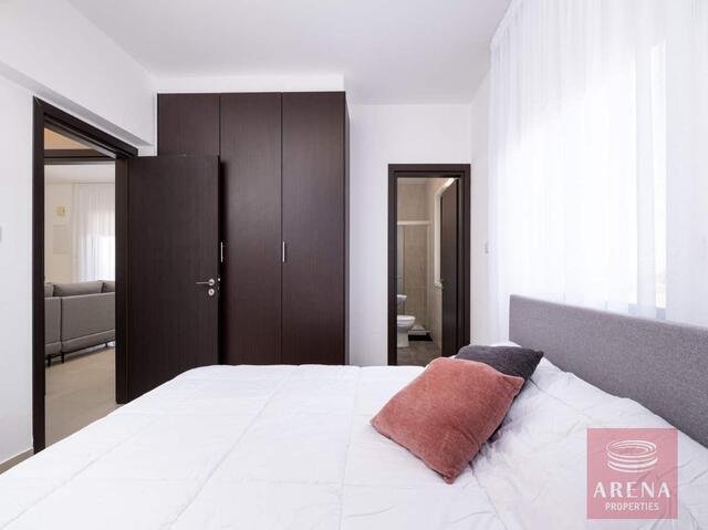 Modern 2-Bedroom Penthouse for Rent | Pool & Gym | Tersefanou – photo 10
