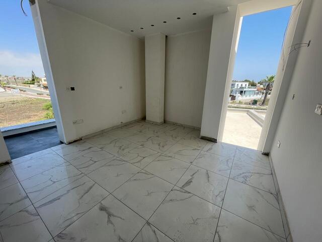 detachedHouse-1-seafront-villa-pervolia-10104-17.jpg