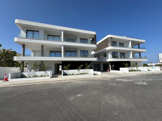 penthouse-1-APTS-PARALIMNI-7035-1.jpeg