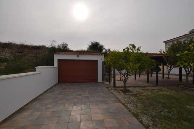 detachedHouse-1-5-BED-VILLA-OROKLINI-9358-6.jpeg