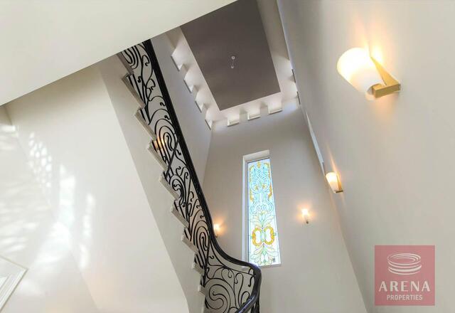 5 Bed Villa in Pervolia – photo 13