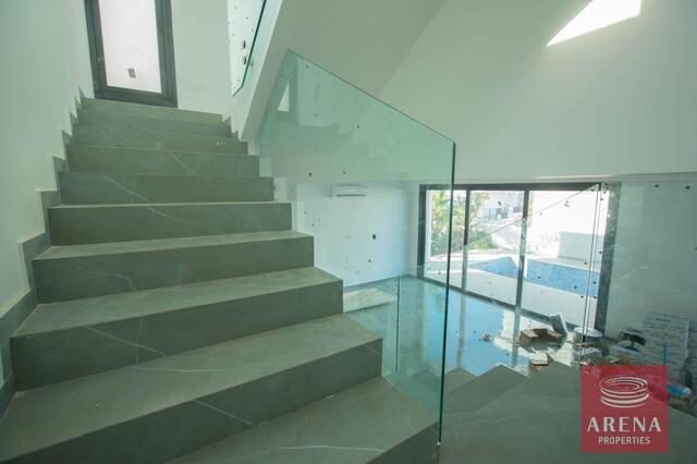detachedHouse-DSC_5430-2.jpg