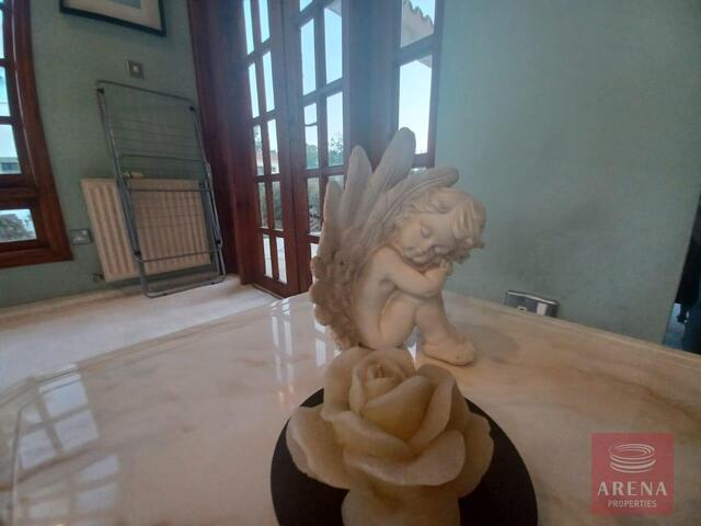 detachedHouse-27-3-BED-VILLA-IN-PYLA-7456.jpg