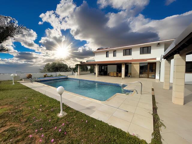detachedHouse-1-4-BED-VILLA-FOR-SALE-IN-AGIA-THEKLA-9489-1.jpg