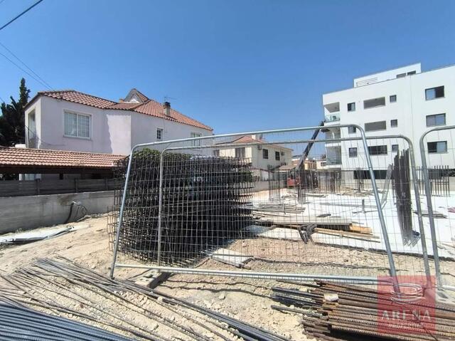 2-Bed Apt for Sale in Mall Area – photo 15