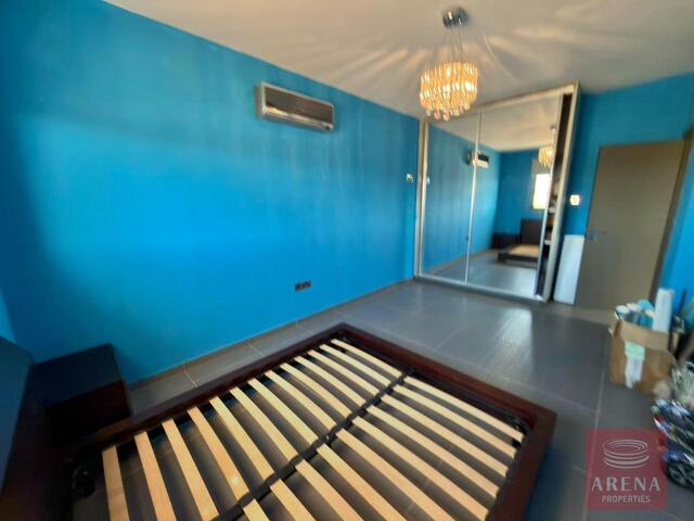detachedHouse-6a71b907aae1b.jpg