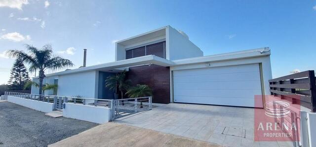 bungalow-69c15378cdb43.jpg