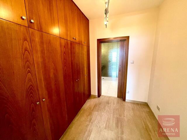 5 Bed Villa in Pervolia – photo 28