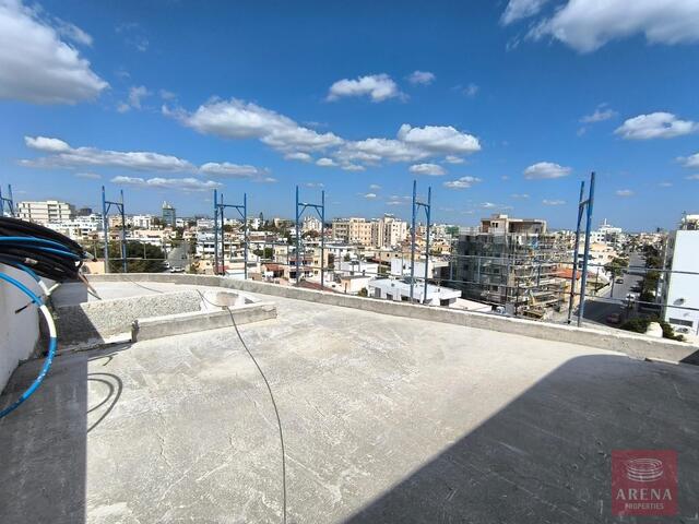 penthouse-69ce4643816cc-1.jpg