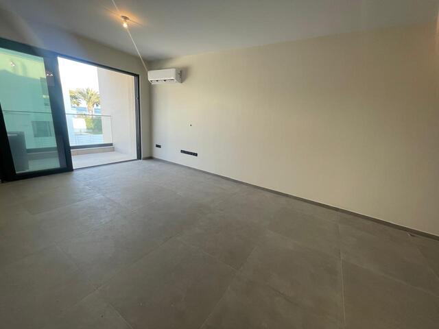 2-Bedroom Seafront Apartment in Larnaca – photo 12