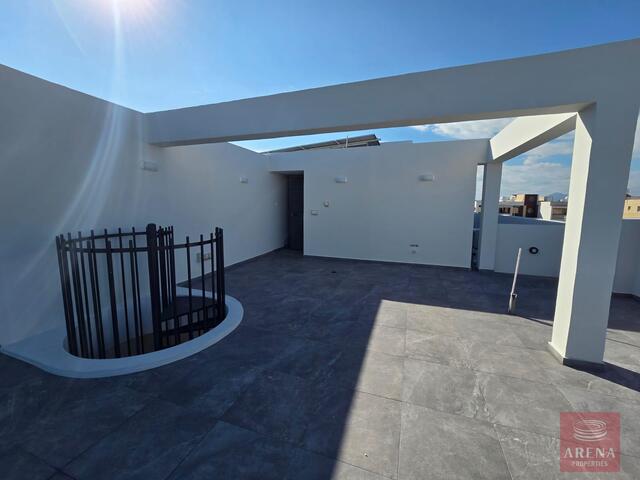 penthouse-69ca80cae9d29-1.jpg