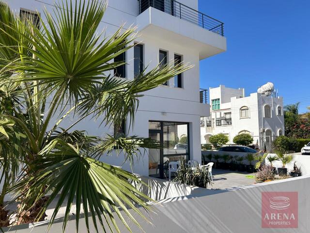 apartment-3-1-BED-APT-DEKELIA-9075-1.jpg