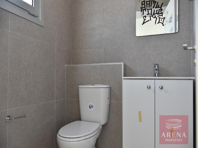 realEstateForBusiness-69a86c446b1f6.jpg