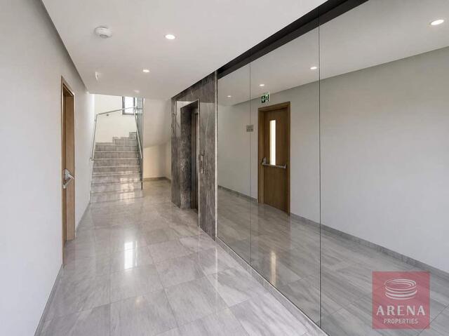 apartment-6a6c7a1bbfc22-8.jpg