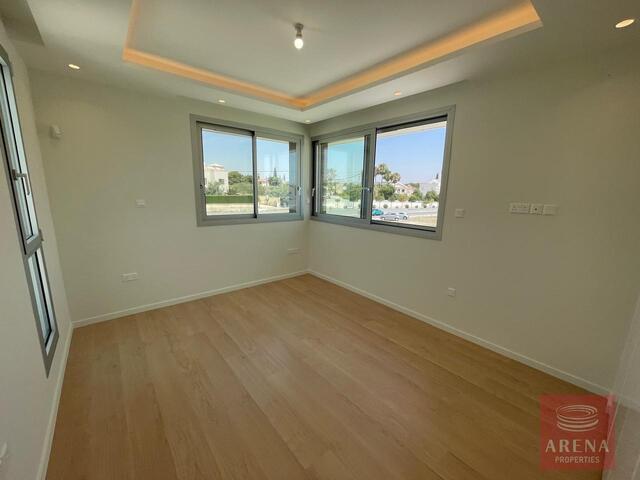 New Villas in Dekelia Area – photo 23