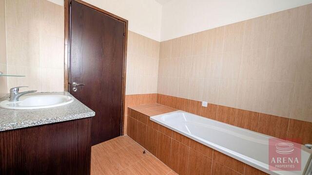 3 Bedroom Semi-Detached Villa in Aradippou – photo 22