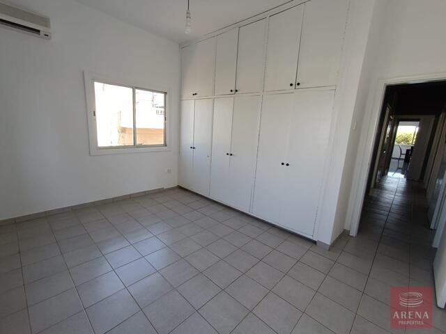 apartment-12-3-BED-APT-LARNACA-8477.jpeg