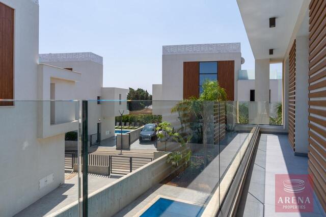 detachedHouse-23-new-3-bed-villa-in-ayia-triada-6518.jpeg
