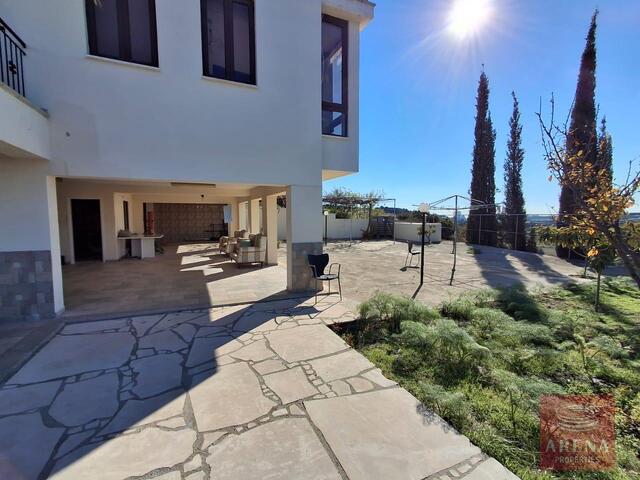detachedHouse-7-7-BED-VILLA-KALAVASSOS-9083.jpg