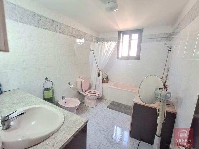 detachedHouse-33-5-BED-VILLA-KRASAS-9152.jpg
