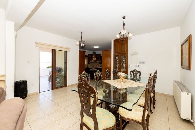 detachedHouse-19-5-bed-villa-kiti-10152.jpg