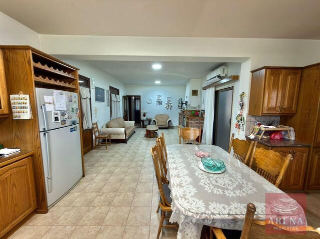 detachedHouse-6a6c7e6db0a39.jpg