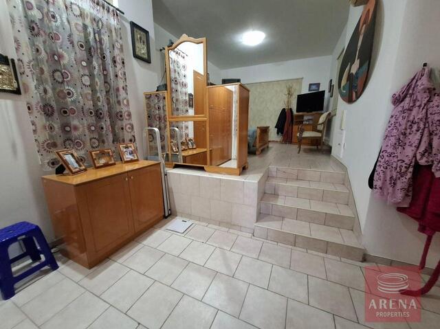 detachedHouse-69a058224ef39.jpg