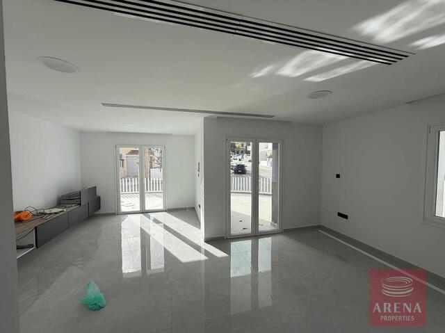 detachedHouse-69fdc49e5be3b-2.jpg