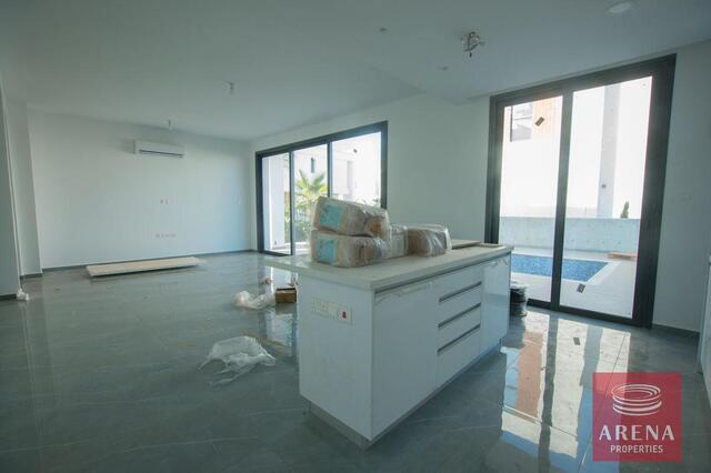 detachedHouse-DSC_5426-2.jpg