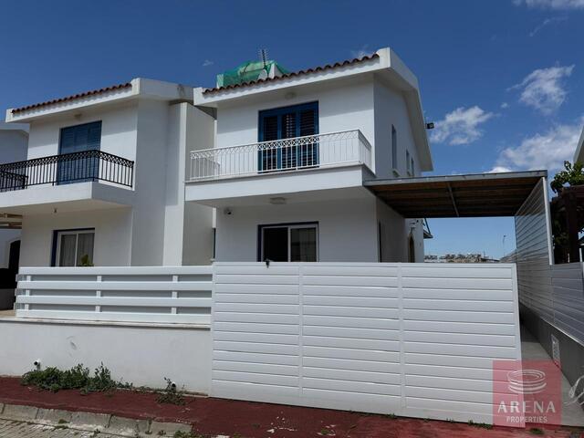 detachedHouse-69e5fec908b34-4.jpg