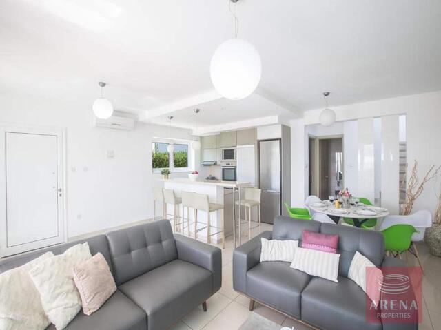 Stunning Seafront Villa with Panoramic Sea Views|Ayia Thekla – photo 14