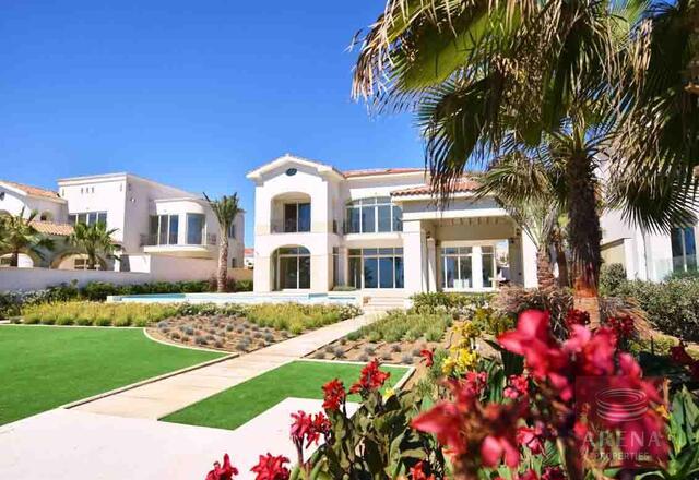 detachedHouse-2-6-BED-VILLA-IN-PERVOLIA-6867-1.jpg