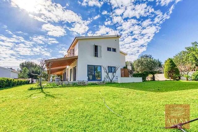 6 Bed Villa in Protaras – photo 2
