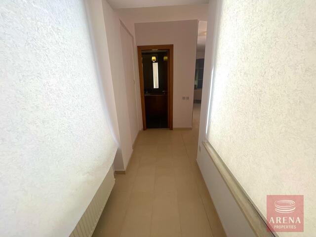 5 Bed Villa in Pervolia – photo 13