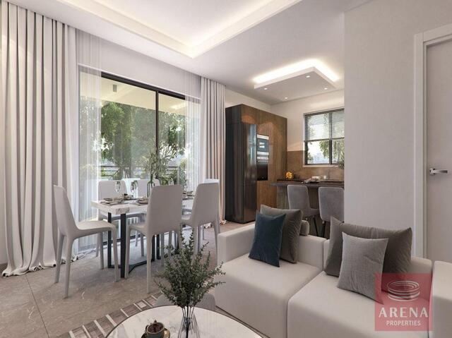 penthouse-6a390b6dc7bd0-24.jpg