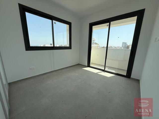 Penthouse in New Marina Area – photo 8